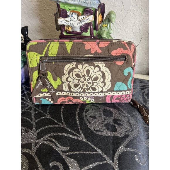 Vera Bradley Turnlock Floral Wallet Retired Pattern - Picture 2 of 8